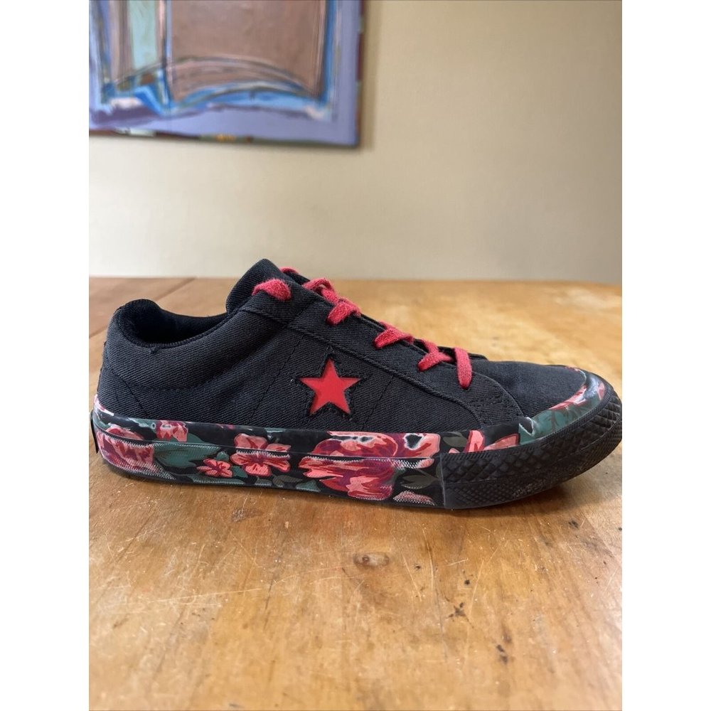 CONVERSE One Star Shoes Black Red Floral Platform 262823C Big Girls US 2